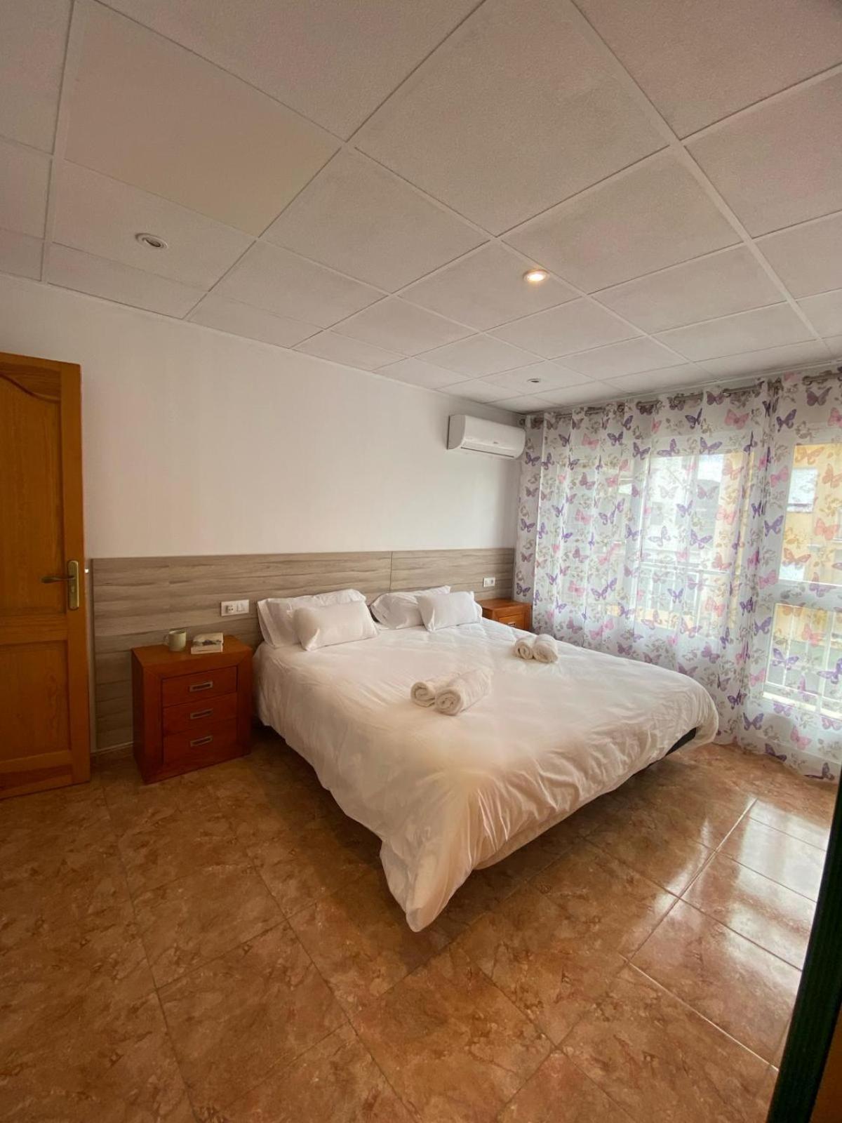 Reina Apartment Pego Exterior photo